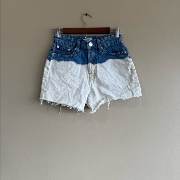Gianni Bini Blue and White Jean Shorts - Picture 1 of 7